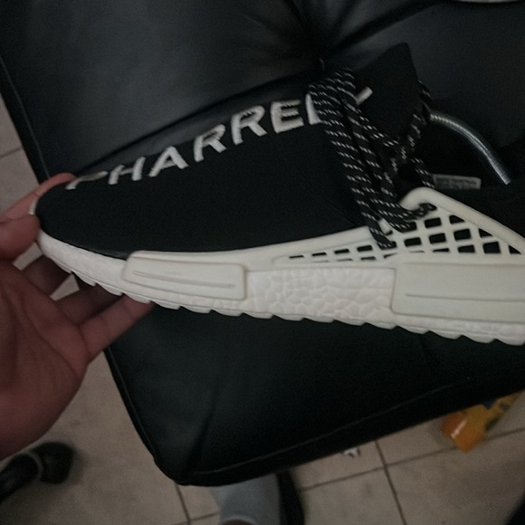 Channel Pharrell Adidas. Male Size 10 - Picture 5 of 6